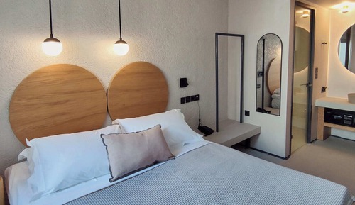 Basic Double Room