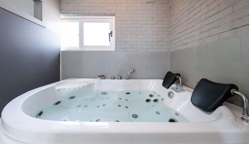 Basic Room, 1 Bedroom (B, Room 104 (Spa/Private BBQ))