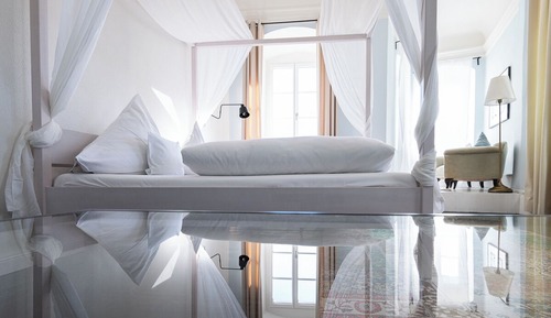 Exclusive Suite, River View