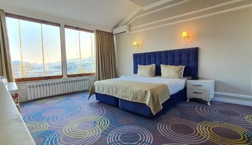 Deluxe Double Room, City View