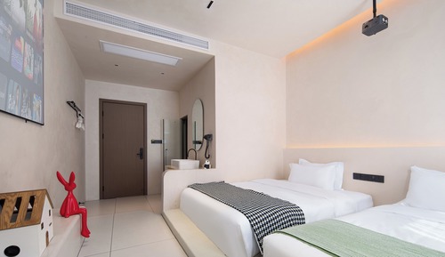 Economy Triple Room