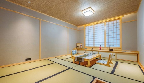 Basic Twin Room, Courtyard View