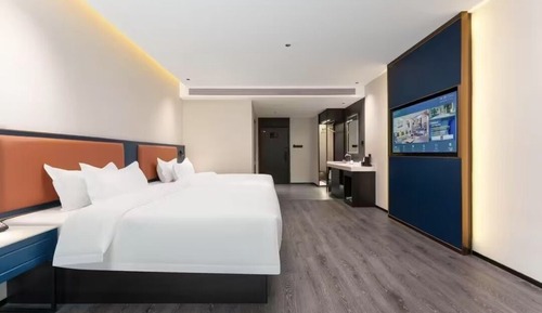 Deluxe Room, City View