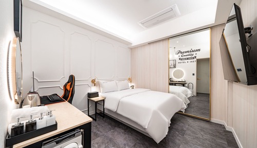 Deluxe Double Room, 1 Queen Bed