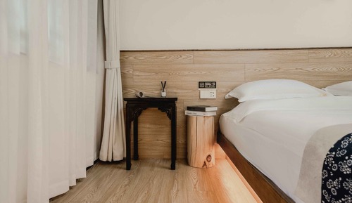 Senior Double Room, Courtyard View