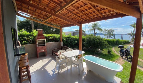 Classic House, Lanai, Lake View