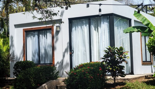 Deluxe Studio Suite, Multiple Beds, Beach View