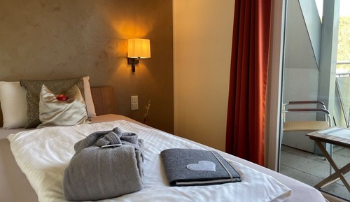 Classic Single Room, Balcony, Sea View