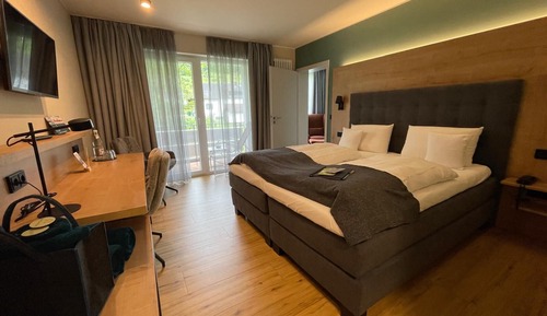 Deluxe Double Room, Balcony, Garden View