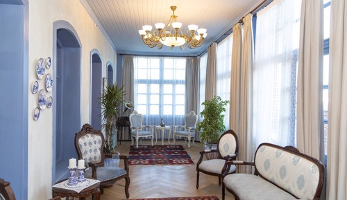 Standard Double Room, 1 King Bed, Smoking, Balcony