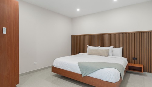 Luxury Studio Suite, Kitchen, City View