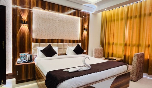 Luxury Studio Suite, River View