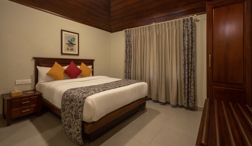 Family Room, 2 Bedrooms