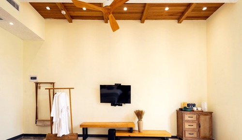 Signature Twin Room