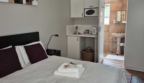 Basic Single Room