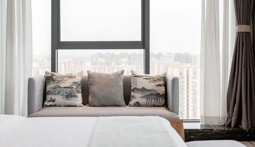 Panoramic Suite, City View