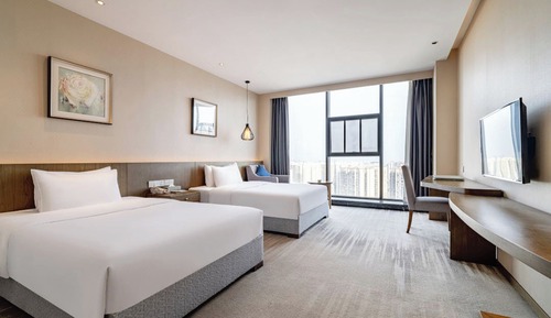Comfort Twin Room, City View