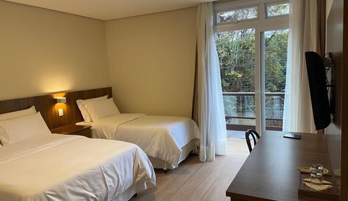 Deluxe Triple with balcony