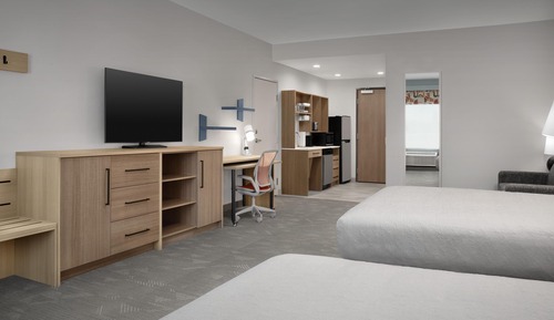 Studio Suite, 2 Queen Beds, Accessible, Bathtub