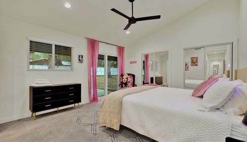 House, Multiple Beds, Patio, Garden View (640 Rainbow Ridge)