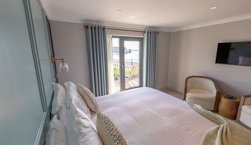 Beach deluxe with balcony