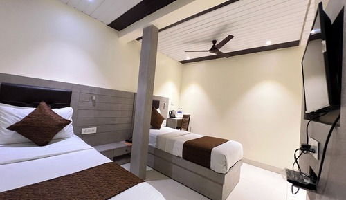 Deluxe Twin Room, City View