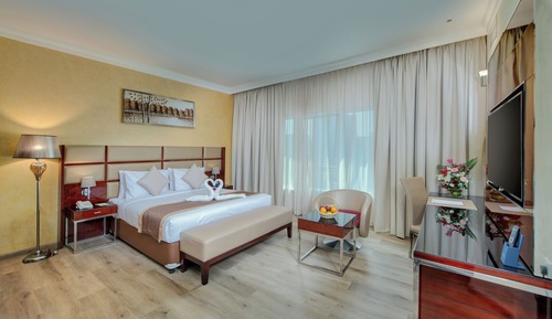 Deluxe King Room