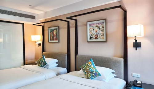 Classic Twin Room