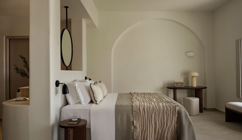 Junior Suite Heated Jetted Tub, Sea View