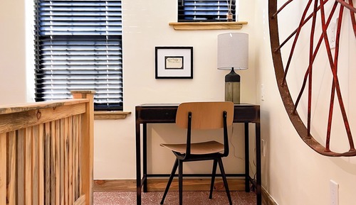 Signature Suite, 1 King Bed, Patio, Courtyard View