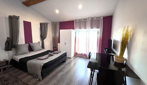 Apartment (T)