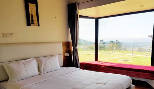 Villa, Mountain View