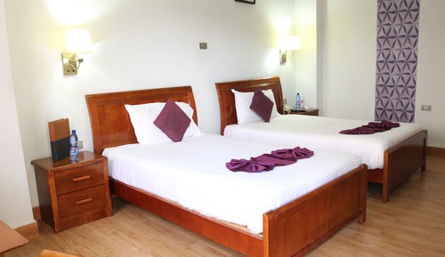 Family Double or Twin Room, Balcony, Garden View