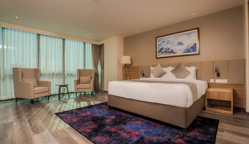 Suite, 1 King Bed, Non Smoking, Jetted Tub