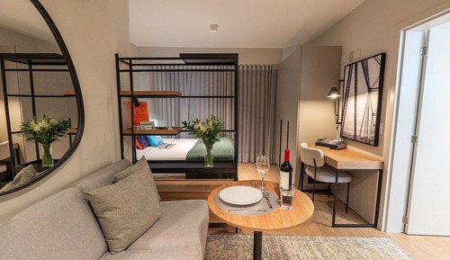 Classic Studio, 1 Queen Bed, Terrace