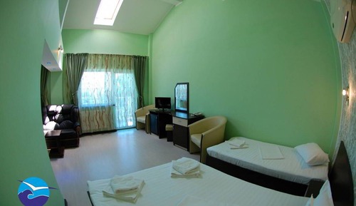 Suite, Balcony