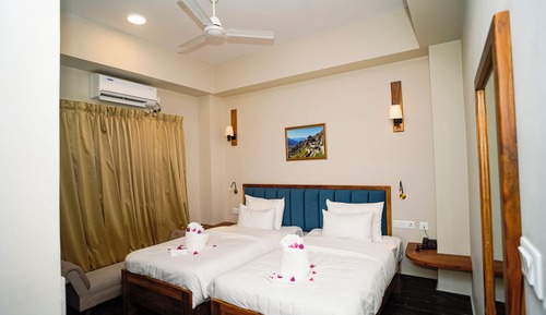 Deluxe Double or Twin Room
