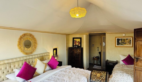 Standard Suite, Desert View