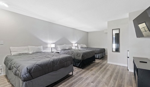 Comfort Triple Room