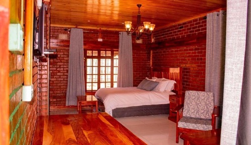 Comfort Chalet, Lake View