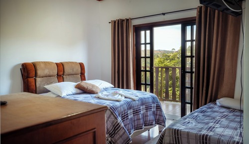 Comfort Room, Mountain View