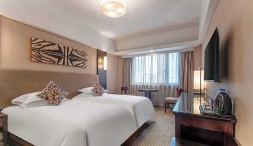 Deluxe King Room