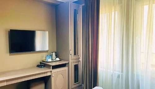 Deluxe Room, City View