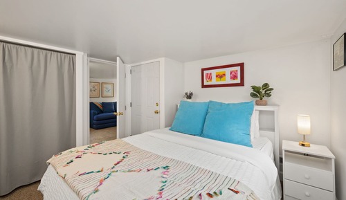 House, Multiple Beds, Hot Tub, Garden View (523 Peterson St. - Whole House)
