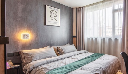Classic Double Room