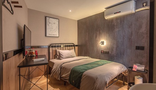 Basic Single Room