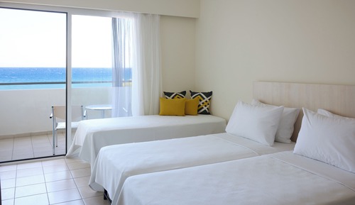 Family Comfort Room Sea View