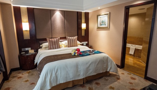 Business Suite, 1 King Bed