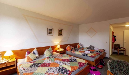 Standard Quadruple Room