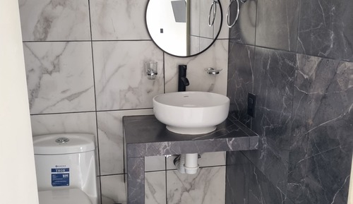 Deluxe Studio Suite